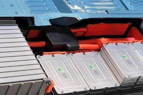 哈尔滨德赛电池DESAY报废电池回收|旧电瓶的回收价是多少