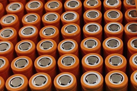 高价回收各种电瓶_旧电池如何回收_回收三元锂电池